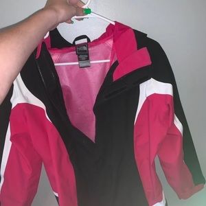 north face windbreaker